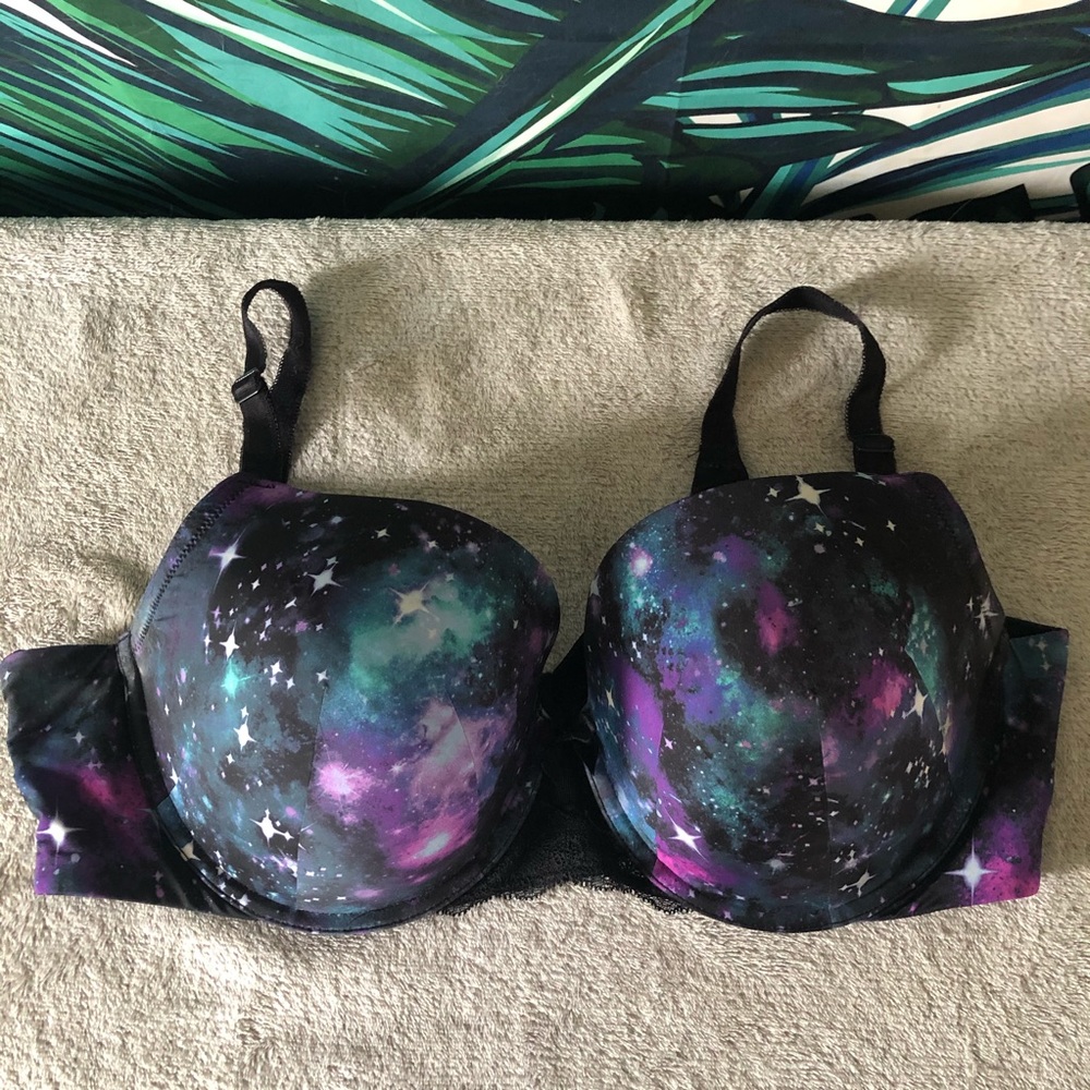 Torrid Curve Galaxy T-Shirt Bra 40C